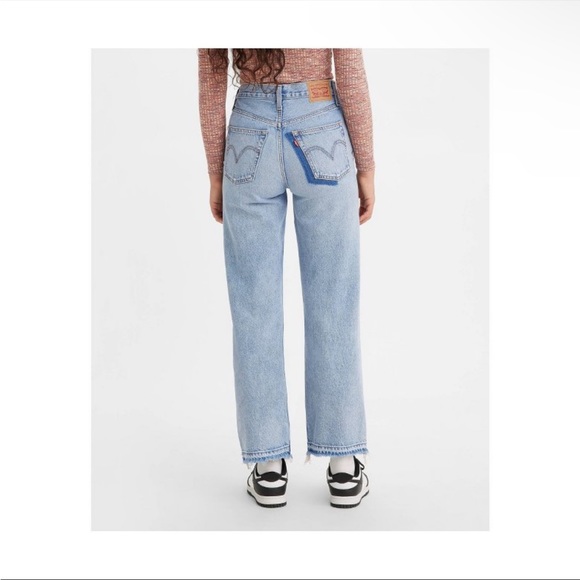 Levi's Women's Ultra-High Rise Ribcage
Straight Jeans - Haley's Comment - Picture 3 of 7